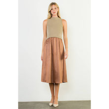 Load image into Gallery viewer, Sleeveless Mixed Media Maxi Dress: BLACK