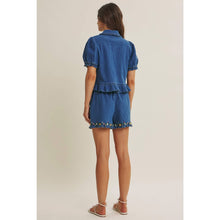 Load image into Gallery viewer, WILD FLOWER WASHED DENIM EMBROIDERY SHORTS WITH POCKETS