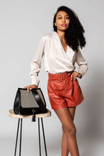 Load image into Gallery viewer, Bailey Guitar Strap Crossbody – Contrast Style | M1970A : Black