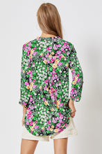 Load image into Gallery viewer, BLACK PLUS FLORAL TOP
