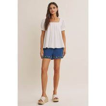 Load image into Gallery viewer, WILD FLOWER WASHED DENIM EMBROIDERY SHORTS WITH POCKETS