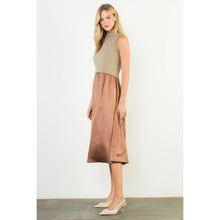 Load image into Gallery viewer, Sleeveless Mixed Media Maxi Dress: BLACK