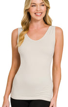 Load image into Gallery viewer, 2-WAY V-NECK / U-NECK SEAMLESS TANK TOP