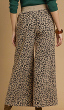 Load image into Gallery viewer, Christina Pants