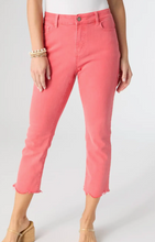 Load image into Gallery viewer, Marky Crop Pants%