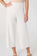 Load image into Gallery viewer, Gail Crop Pants