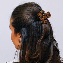 Load image into Gallery viewer, Classic | Tortoise | Petite | Claw Clip