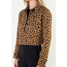 Load image into Gallery viewer, Cheetah Print Cropped Jacket: CAMEL
