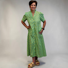 Load image into Gallery viewer, Eva Print Dress

