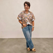 Load image into Gallery viewer, High Rise Wide Leg Pearl Embellishment
