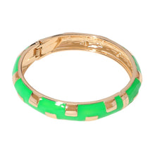 Load image into Gallery viewer, Geographic Patterned Enamel Hinged Bangle Bracelet
: Green
