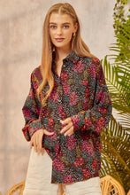 Load image into Gallery viewer, FLORAL PRINTED BUTTON DOWN BLOUSE
