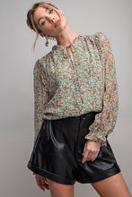 Load image into Gallery viewer, FLORAL PRINT  BLOUSE
