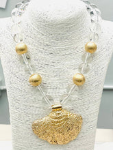 Load image into Gallery viewer, BEACH DAYS NECKLACE
