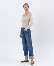 Load image into Gallery viewer, *HIGH RISE CUFFED ANKLE STRAIGHT JEANS
