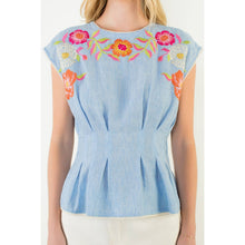 Load image into Gallery viewer, Short Sleeve Floral Embroidery Top: THML
