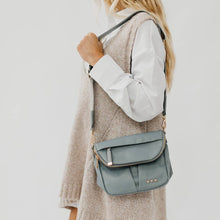 Load image into Gallery viewer, Tilly Crossbody Bag: Navy
