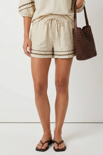 Load image into Gallery viewer, Sandy Shore Trim Shorts
