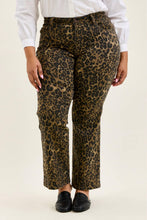 Load image into Gallery viewer, HW Bootcut Leopard Print - PLUS: PRINT / 16W
