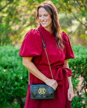 Load image into Gallery viewer, /Cecilia Circle Logo Handbag Black Patent
