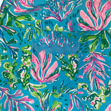 Load image into Gallery viewer, Amelie Lace Detail Hem Skort
