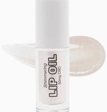 Load image into Gallery viewer, Moisturizing Lip Oil with CBD, Vitamin E  - Shimmering Pearl
