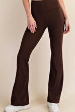 Load image into Gallery viewer, FLARED YOGA PANTS
