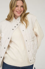 Load image into Gallery viewer, Quilted Puffer Vest
