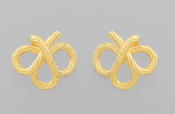 GS Wrap Circle Earrings