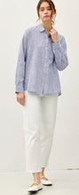Load image into Gallery viewer, PINSTRIPE BUTTON DOWN SHIRT
