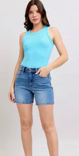 Load image into Gallery viewer, HW 2 Button Mid Length Dad Shorts
