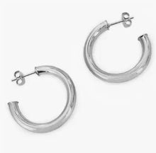 Load image into Gallery viewer, Hollow Tube Hoop Earrings
