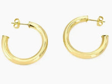 Load image into Gallery viewer, Hollow Tube Hoop Earrings
