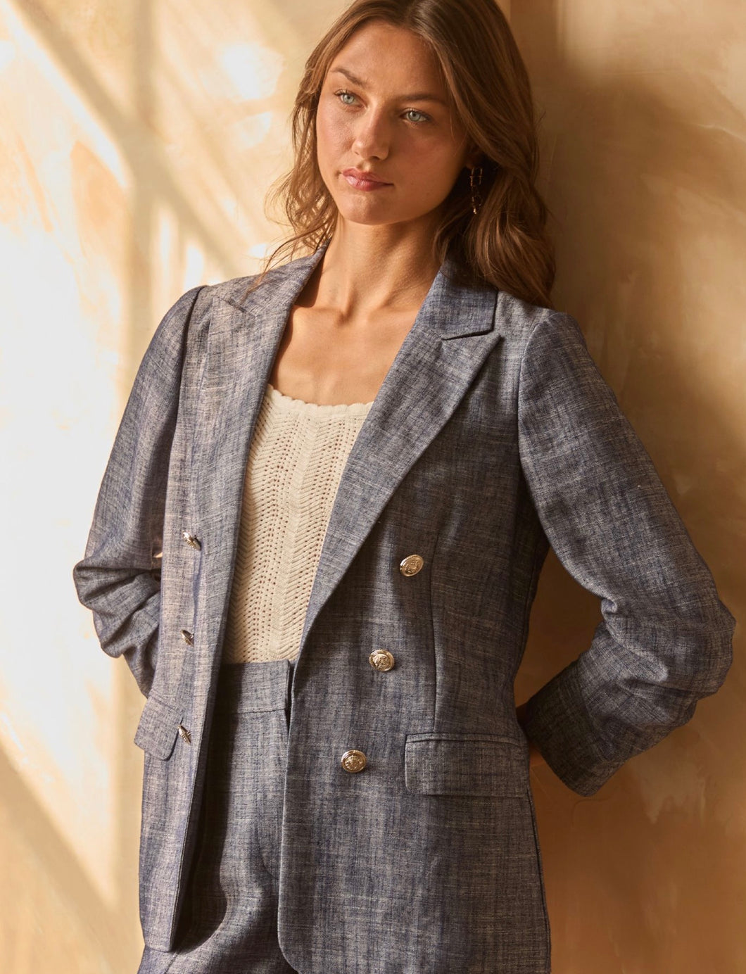 / BUTTON DETAIL THREE QUATER SLEEVE BLAZER