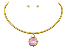Load image into Gallery viewer, Sqaure Stone Pendant Wire Choker
