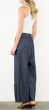 Load image into Gallery viewer, / Smocked Waist Wide Leg Denim Pants
