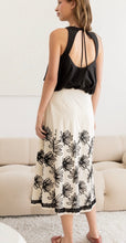 Load image into Gallery viewer, Floral Embroidered Midi Skirt
