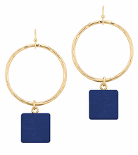 Load image into Gallery viewer, Wood Square Dangle Earrings
