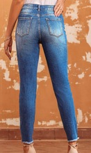 Load image into Gallery viewer, Blue Raw Hem Ankle-length Skinny Jeans
