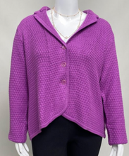 Load image into Gallery viewer, /Basket Weave Jacket - Curvy
