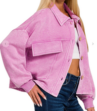 Load image into Gallery viewer, WASHED FLEECE FRONT POCKET CROPPED SHACKET
