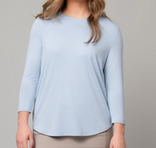 Load image into Gallery viewer, Juliana Crepe 3/4 Sleeve Hi-Lo Tee
