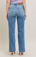 Load image into Gallery viewer, / Judy Blue Straight Fit
