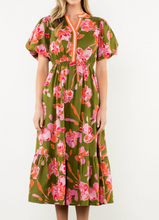 Load image into Gallery viewer, / THML Puff Sleeve Floral Midi Dress
