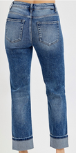 Load image into Gallery viewer, Risen Susan Jeans
