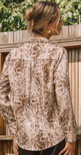 Load image into Gallery viewer, /Python Print Button Down Shirt
