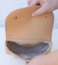 Load image into Gallery viewer, Jessica Handbag Natural Navy
