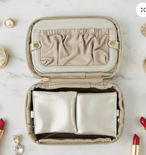 Load image into Gallery viewer, LITTMINI • Lighted Mirror Case • Pearl
