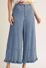 Load image into Gallery viewer, Jan Ruffle Pants
