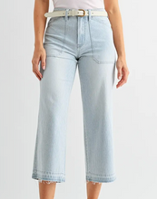 Load image into Gallery viewer, High-Rise Wide Leg Cropped Stripe
